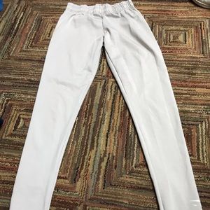 Light gray workout leggings